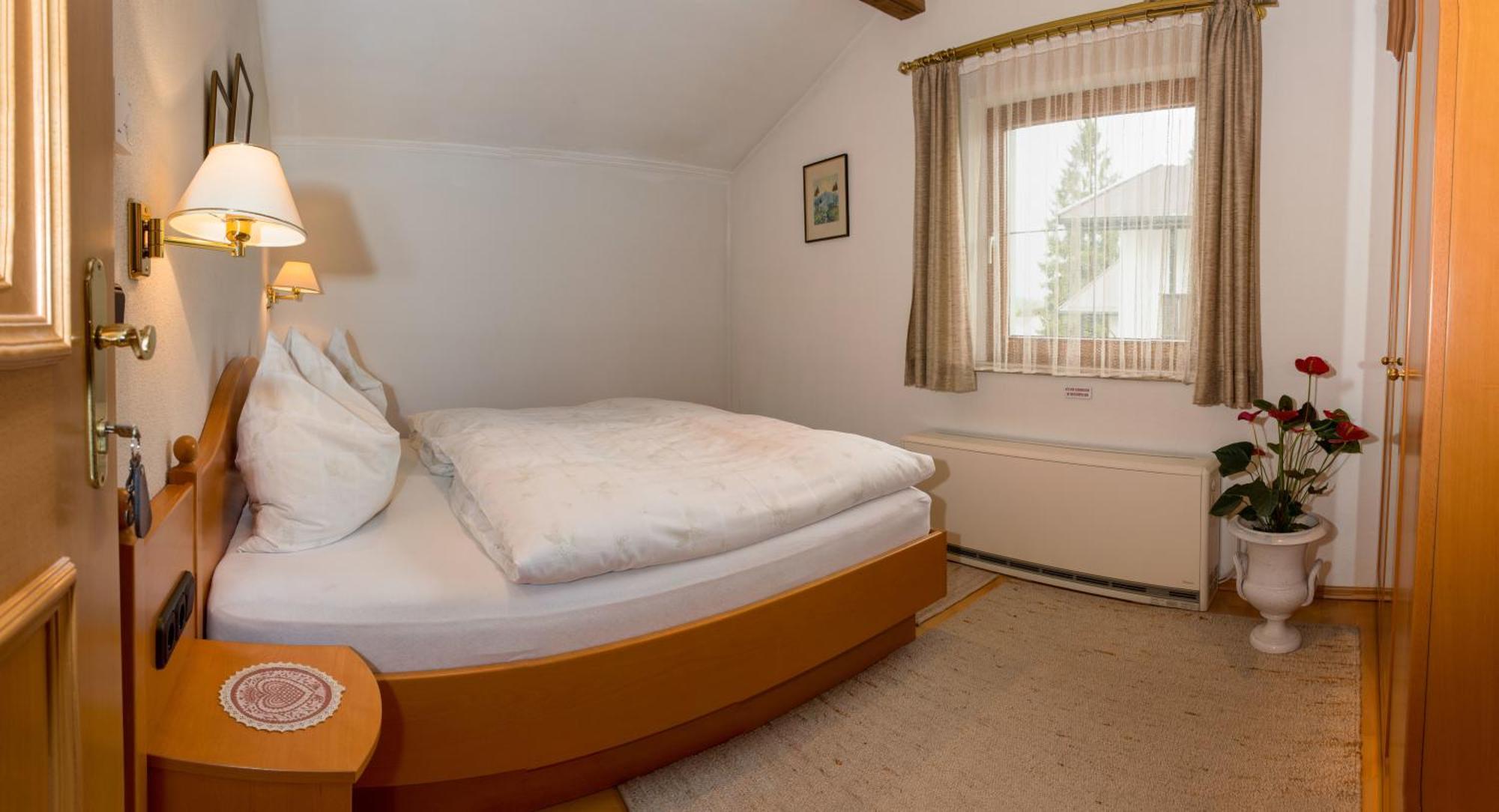 Kreuzhof Seefeld Зеефелд в Тирол Стая снимка